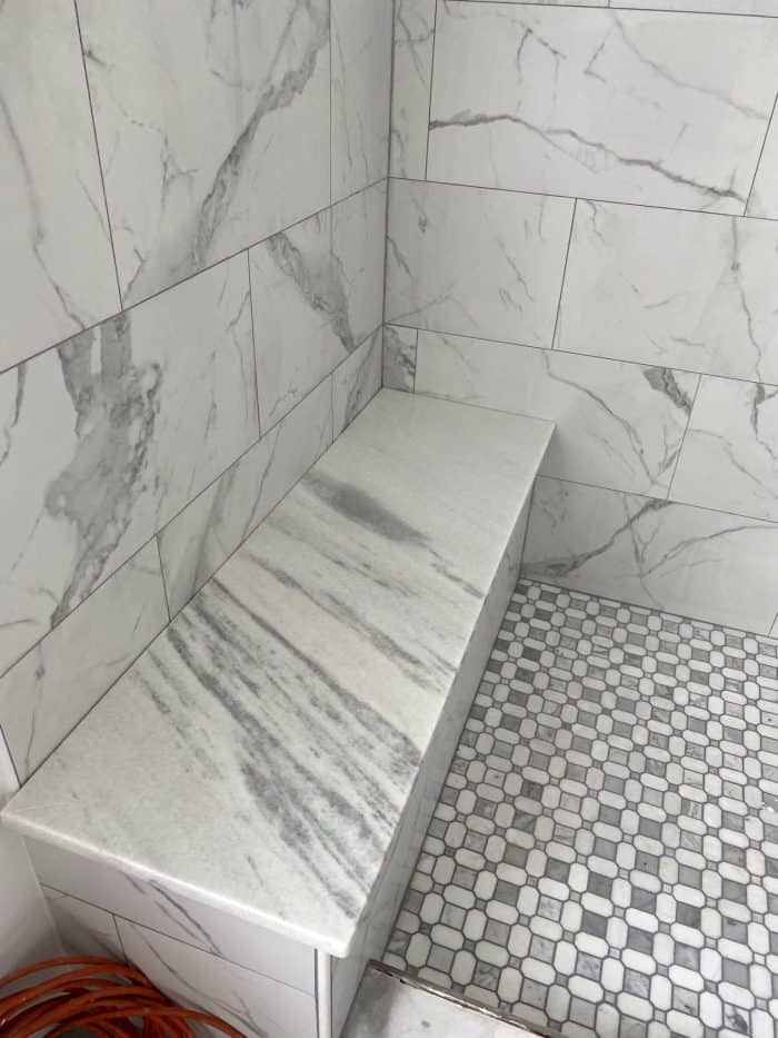 shower bench featuring quartzite